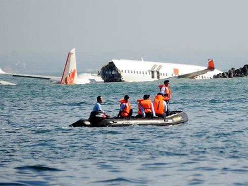 Người đàn ông may mắn thoát chết vì nhỡ chuyến bay tử thần Lion Air JT610 do... tắc đường-4