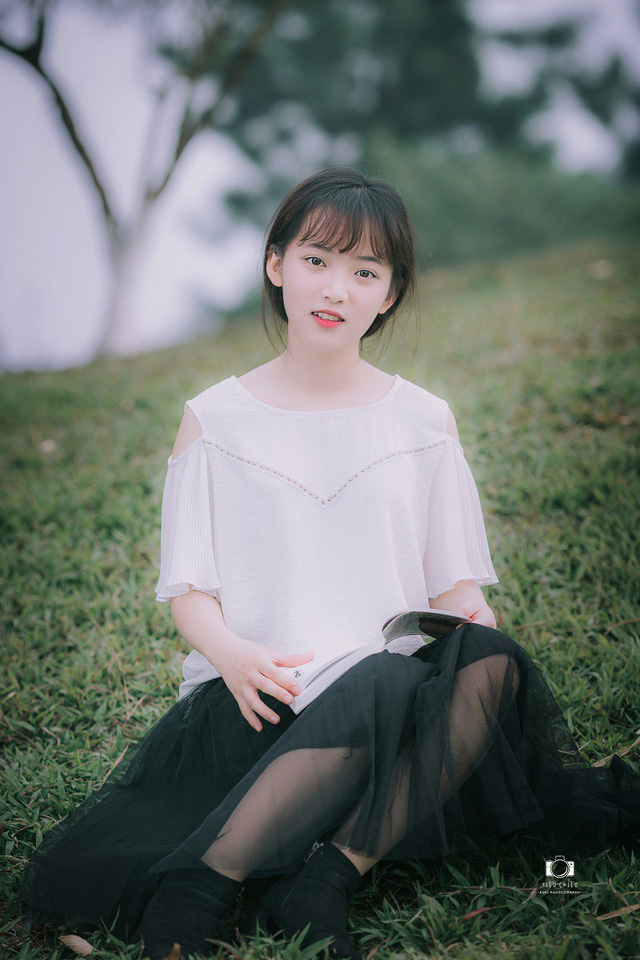 Xuất hiện thêm một thiên thần áo dài trắng” khiến dân mạng xao xuyến-3