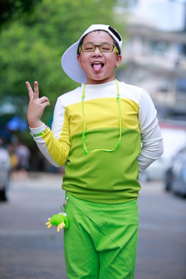 Câu chuyện 2 cậu con nuôi nổi tiếng của Hoài Linh: Nghe lời vẫn ở đỉnh vinh quang, bất phục rơi tận đáy vực thẳm-19