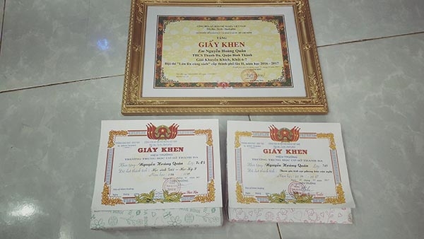 Câu chuyện 2 cậu con nuôi nổi tiếng của Hoài Linh: Nghe lời vẫn ở đỉnh vinh quang, bất phục rơi tận đáy vực thẳm-16