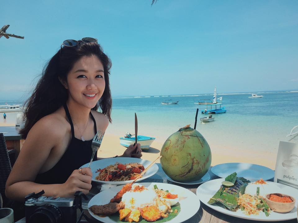 Đã đẹp lại còn giỏi, cựu sinh viên Bách Khoa trở thành tiếp viên hàng không với cuộc sống như mơ-5