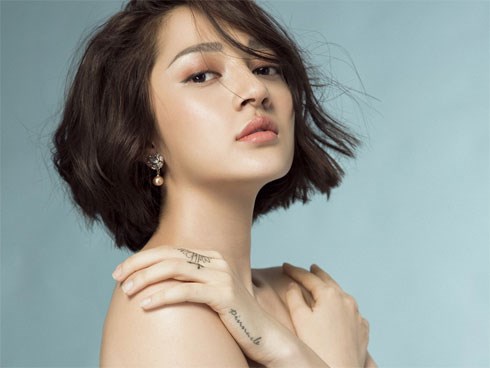 Sau khi nhờ luật sư vào cuộc, Bảo Anh lần đầu lên tiếng về tin đồn là người thứ ba