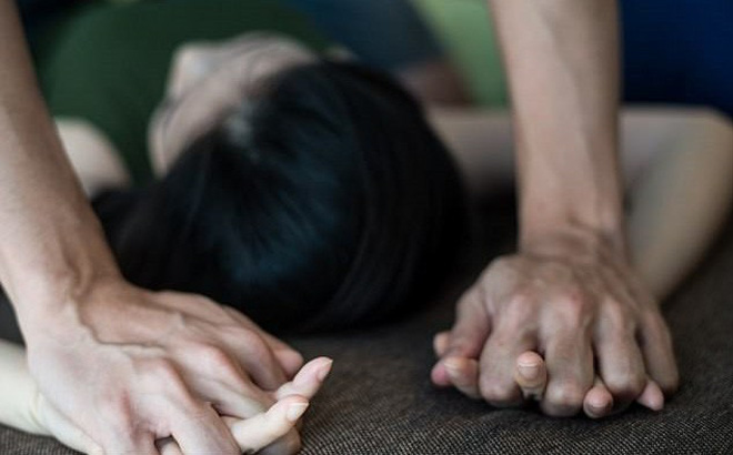 CA thông tin vụ nam thợ xây bị tố hiếp dâm bà mẹ 3 con: Người phụ nữ khai không đồng nhất-1