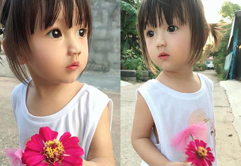 Dân mạng dậy sóng với bé gái có khuôn mặt búp bê sống, nhìn đến mẹ mới hiểu tại sao-3