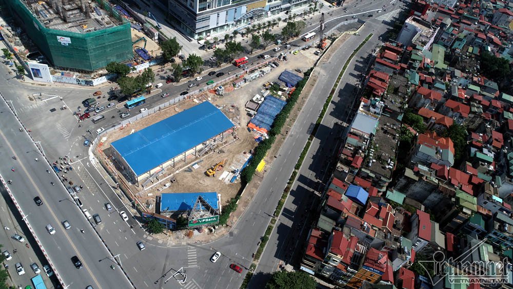 Ngày rối loạn phố Kim Mã: Xế hộp ngỡ ngàng, xe máy chen nhau hít khói-2