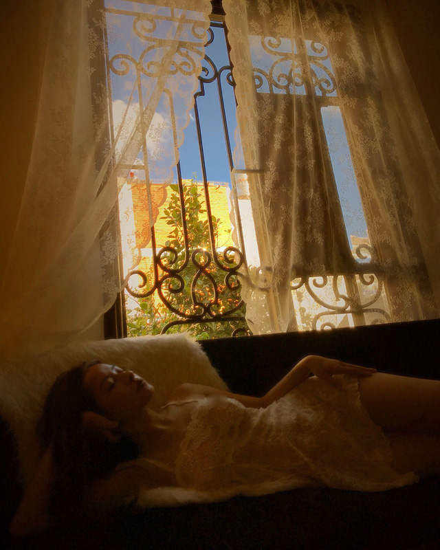 Chi Pu thoát mác gái ngoan” showbiz, ngày càng nóng bỏng nghẹt thở”-12