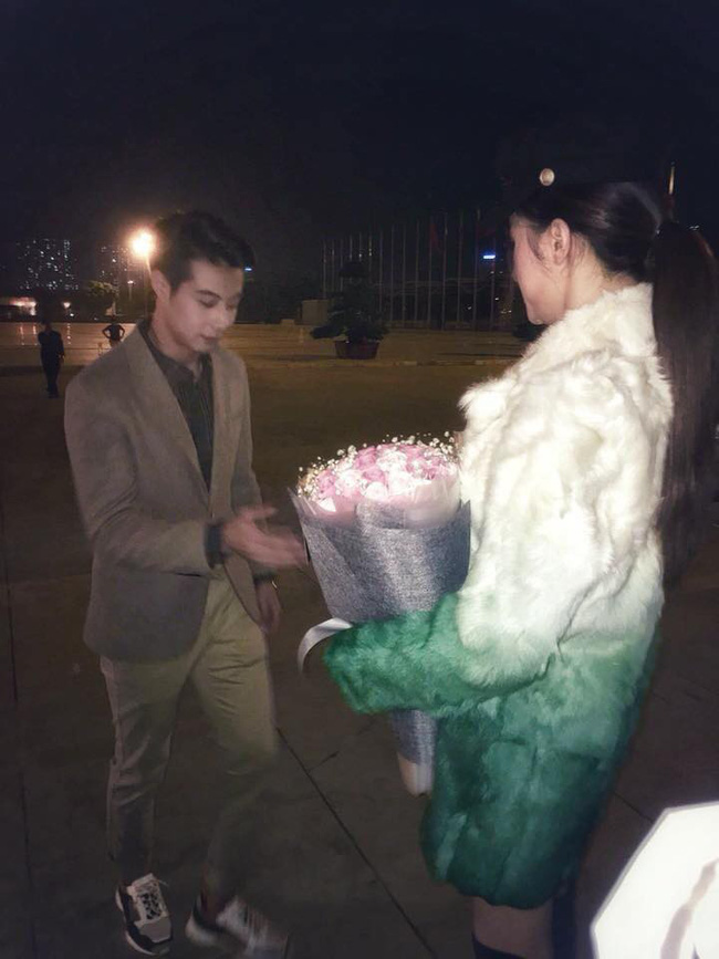 Rò rỉ hình ảnh Hoa hậu Hương Giang idol được bạn trai soái ca người Thái Lan quỳ gối cầu hôn?-3