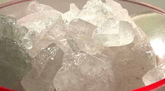 Lấy lon bia uống dở đặt vào chỗ này, nhà bạn sẽ chẳng còn bóng dáng con gián nào mà không cần thuốc diệt-4