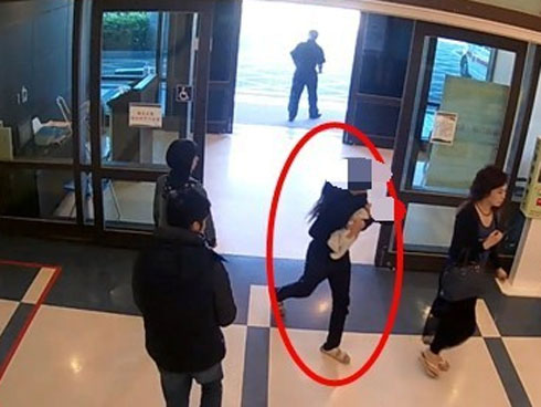 Trung Quốc: Rùng rợn nhân viên bệnh viện câu kết với băng nhóm tội phạm lấy trộm mắt của bệnh nhân-2