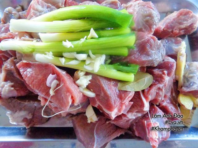 Cách nấu bò kho nước dừa cả nhà vừa ăn vừa khen tới tấp-2