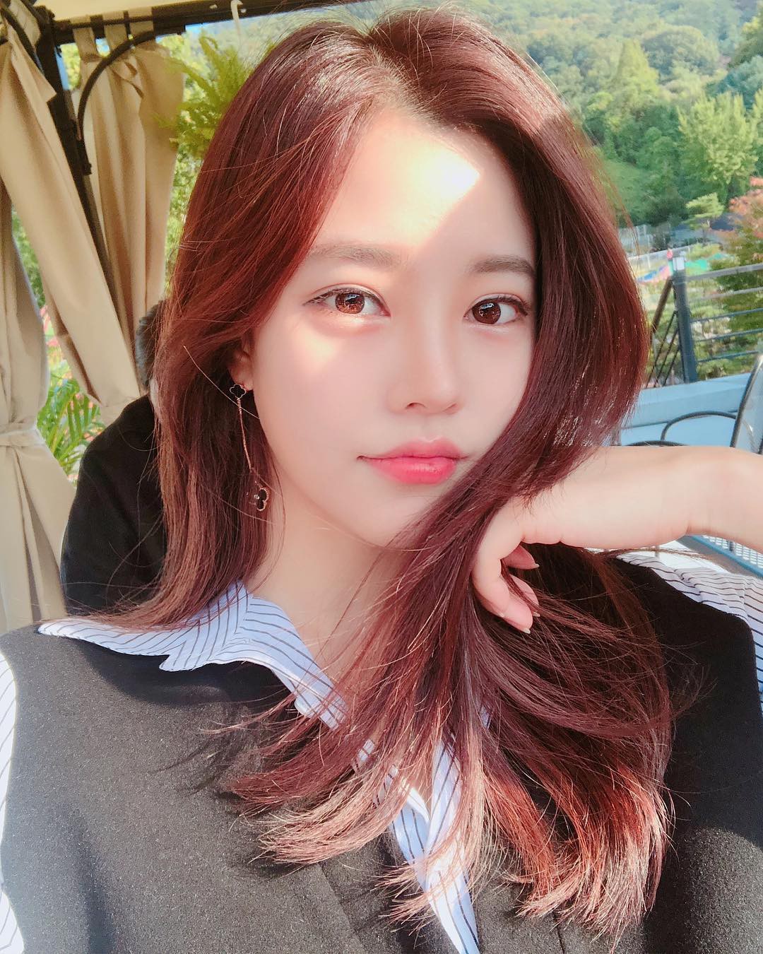 Hãy thực hiện 5 điều đơn giản này để có làn da ẩm mọn vào buổi sáng-2