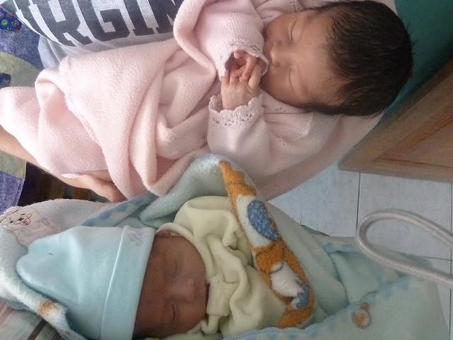 Vợ sinh đôi 2 con không giống nhau, chồng âm thầm đưa đi xét nghiệm rồi nín lặng-2