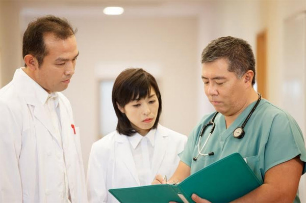 Cuốn sách tiếp thêm hy vọng cho bệnh nhân ung thư-3