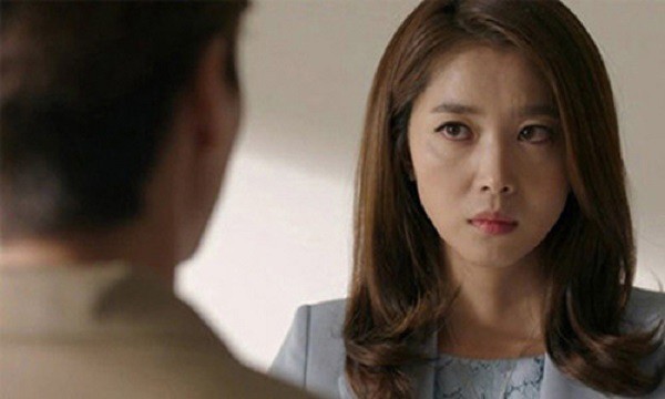 Sau cuộc điện thoại hỏi thăm đầy yêu thương, chồng nhắn cho vợ 1 tin khiến vợ chết điếng-1