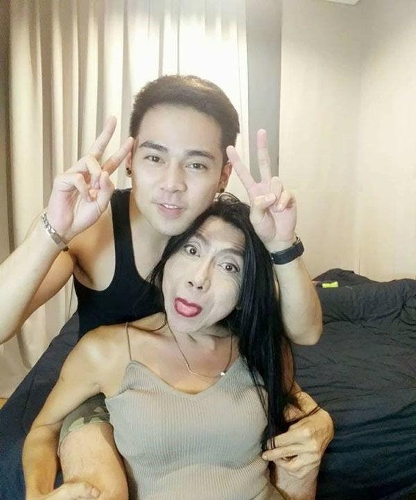 Gái già” chuyển giới Thái Lan gây sốc khi uốn éo hôn tình trẻ trong sinh nhật tuổi 57-6