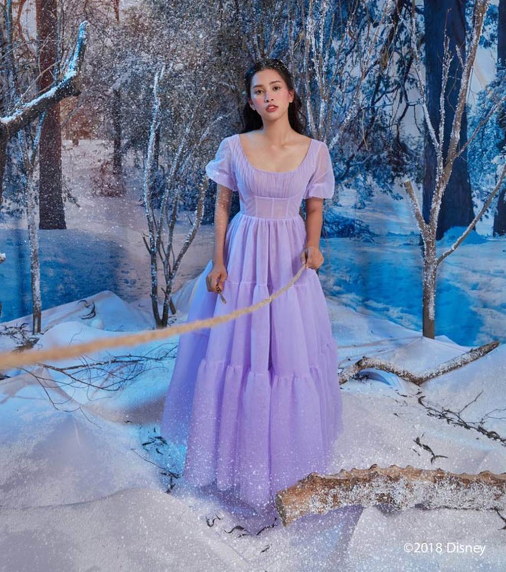 Hoa hậu Tiểu Vy diện váy công chúa, đẹp yêu kiều tuổi 18-7