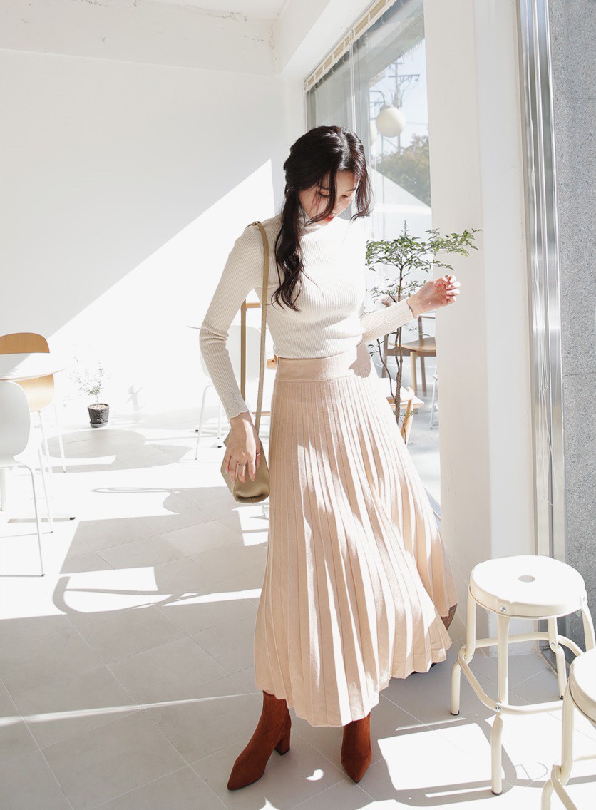 Nếu đã trót phải lòng” gam màu be nền nã, thanh lịch thì các nàng đừng bỏ qua 4 cách mix đồ tuyệt xinh này-3