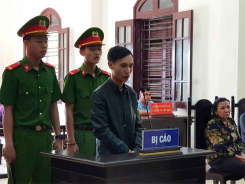 Hai người phụ nữ đáng thương trong phiên tòa xử kẻ giết bạn thân rồi chôn xác dưới nền nhà-3