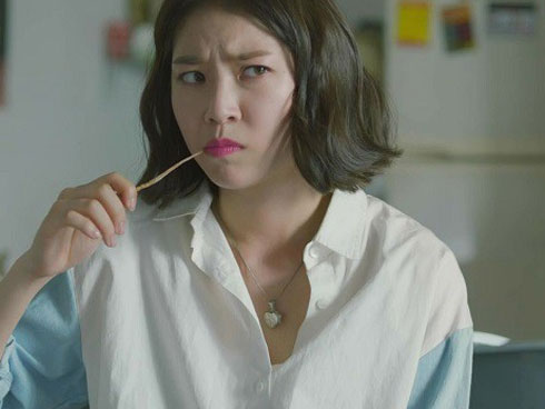 Biết chồng và hàng xóm lén lút qua lại, tôi chơi trò ném đá giấu tay khiến họ chấm dứt ngay mối quan hệ-4