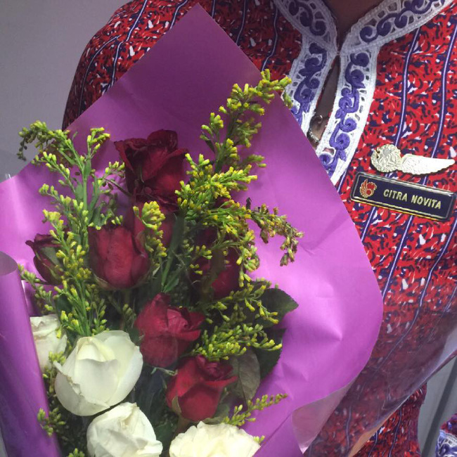 Lời nhắn cuối cùng như điềm báo và hai bức hình đầy ám ảnh của nữ tiếp viên trong chuyến bay Lion Air JT 610-4