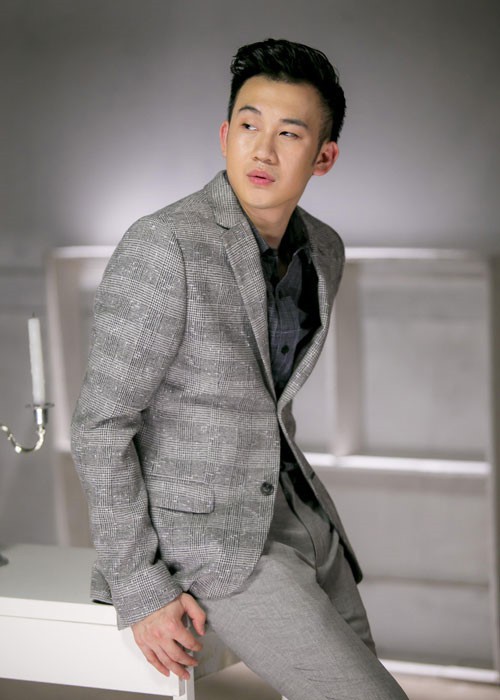 Sao Việt ngược đãi bản thân vì stress: Tự bóc tay đến rỉ máu, thường xuyên nghĩ đến việc tự tử-12