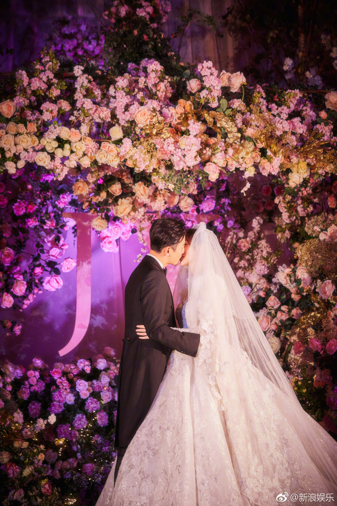 Hình ảnh lễ cưới đẹp như mơ của Đường Yên và La Tấn chính thức được tung ra-7