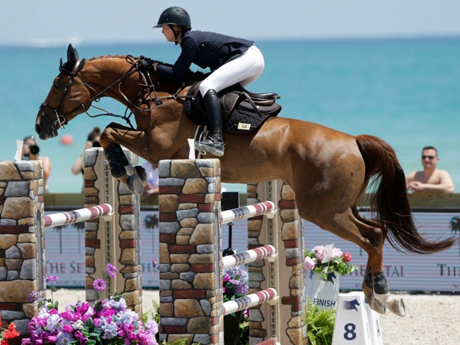 So độ ăn chơi sang chảnh của cậu ấm cô chiêu nhà các tỷ phú giàu nhất nhì TG-6