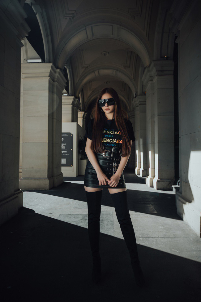 Xinh đẹp, trẻ trung đấy nhưng không thể nhận ra Thu Thủy với khuôn mặt càng ngày càng khác lạ này-7