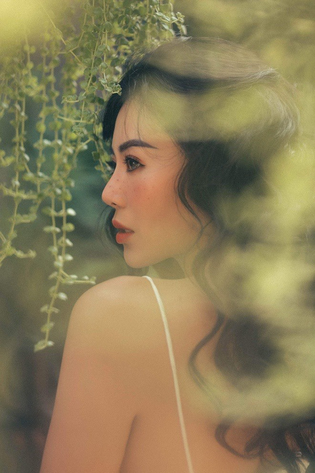 Khác xa hình ảnh gái ngành hết thời trong Quỳnh búp bê, Lan cave tung bộ ảnh xinh đẹp, gợi cảm đến từng centimet-5