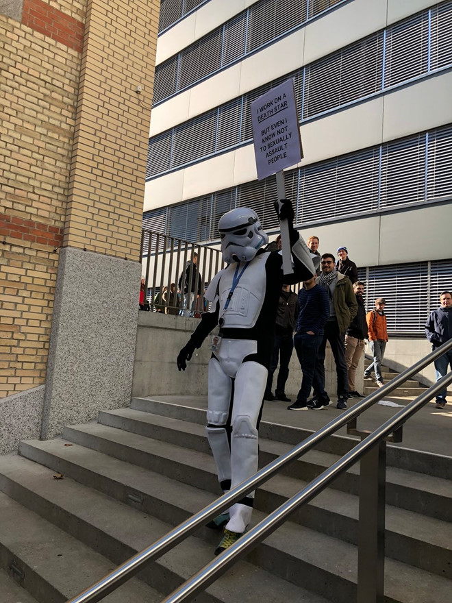 Ảnh nhân viên Google đình công chống quấy rối tình dục trên toàn cầu-5