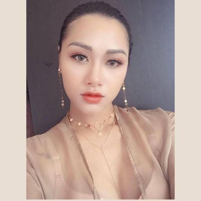 Nhan sắc lạnh lùng rất xứng với chồng của Thu Thảo, bà xã tài giỏi chiếm trọn trái tim Cảnh soái ca ngoài đời thực-12