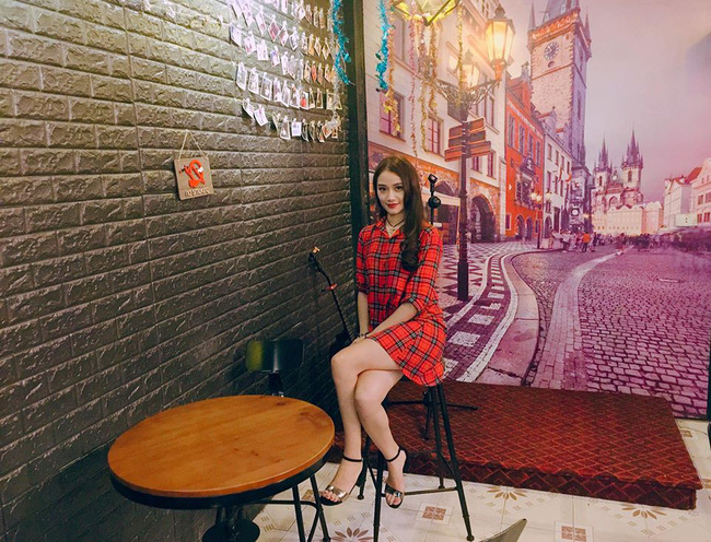 Nhan sắc lạnh lùng rất xứng với chồng của Thu Thảo, bà xã tài giỏi chiếm trọn trái tim Cảnh soái ca ngoài đời thực-28