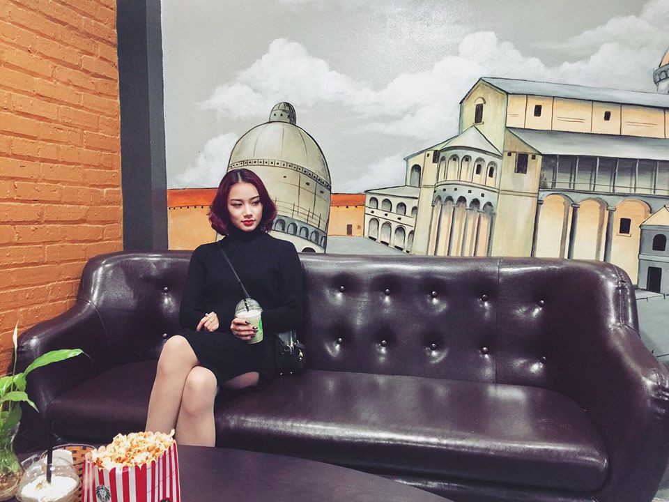 Nhan sắc lạnh lùng rất xứng với chồng của Thu Thảo, bà xã tài giỏi chiếm trọn trái tim Cảnh soái ca ngoài đời thực-34