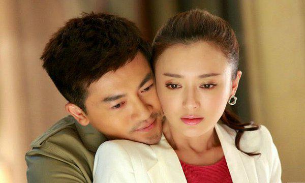 Tình cờ gặp lại người xưa, bí mật anh dọa tiết lộ với chồng khiến tôi run sợ-1