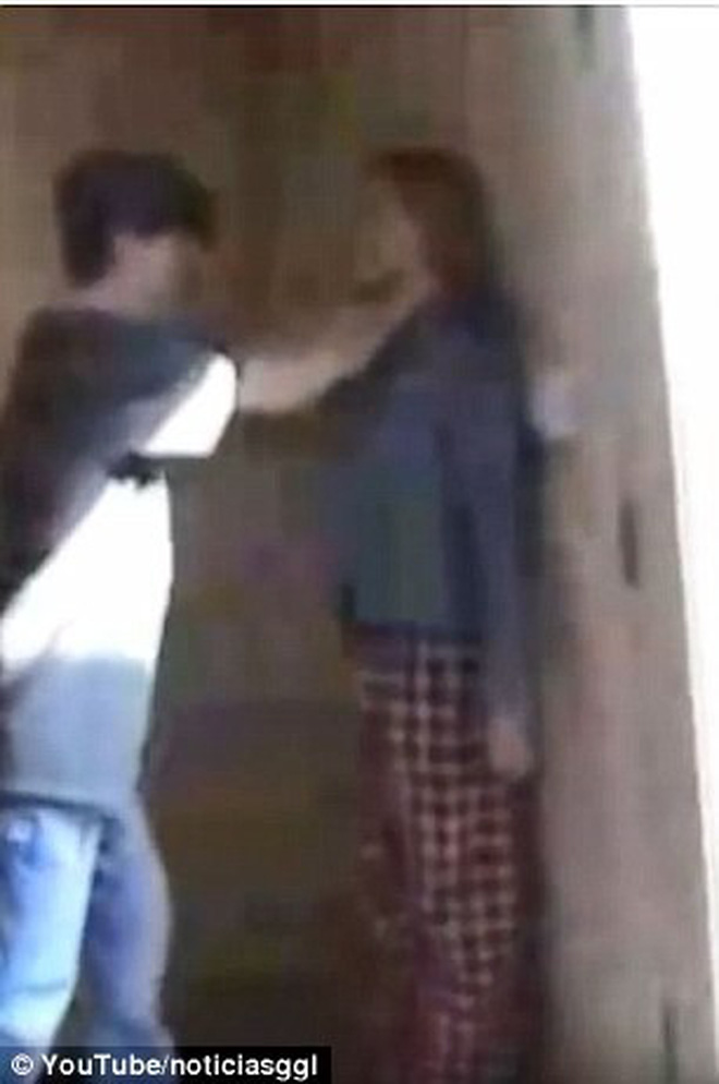 Học sinh Úc rộ trào lưu nguy hiểm: Bóp cổ nhau đến ngất xỉu để quay clip đăng lên MXH-3