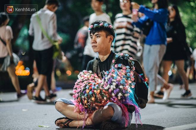 Chàng sinh viên Hà Nội mất 2 cánh tay trước ngày thi Đại học: Còn sống thì sống cho đáng, mọi chuyện rồi sẽ tốt lên-20