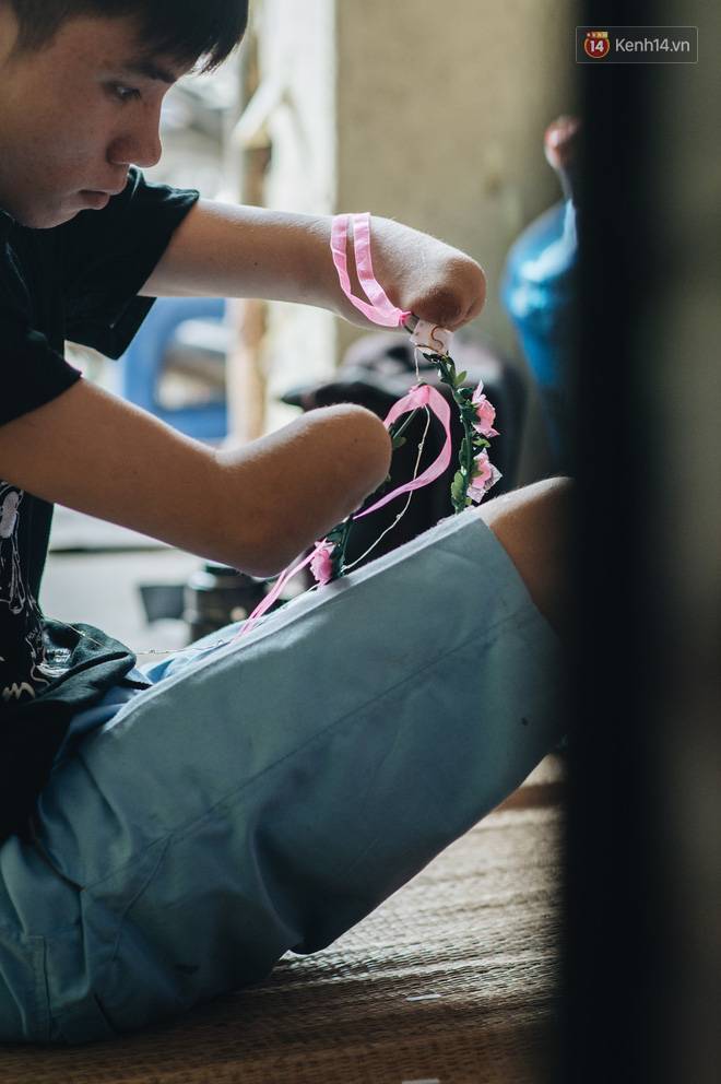 Chàng sinh viên Hà Nội mất 2 cánh tay trước ngày thi Đại học: Còn sống thì sống cho đáng, mọi chuyện rồi sẽ tốt lên-22