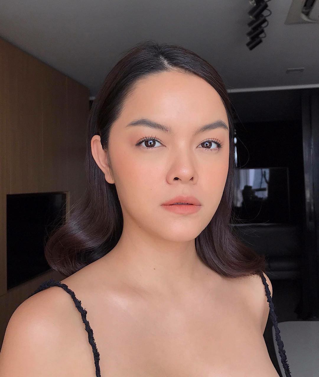 Muốn biết những màu son nào thời thượng và quyến rũ nhất, hãy để Phạm Quỳnh Anh, Hà Tăng, Thu Thảo chỉ cho bạn-2