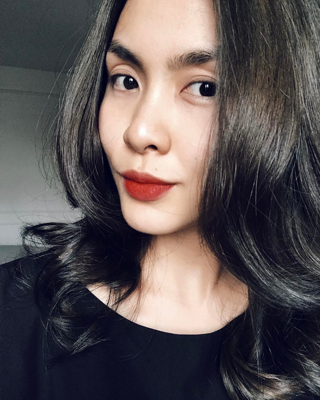 Muốn biết những màu son nào thời thượng và quyến rũ nhất, hãy để Phạm Quỳnh Anh, Hà Tăng, Thu Thảo chỉ cho bạn-7