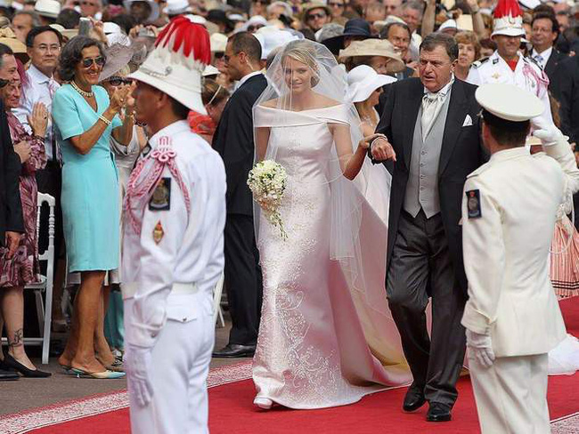 Chùm ảnh những chiếc váy cưới của các hoàng gia trên khắp thế giới-3