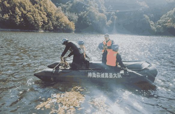 Cô gái 17 tuổi dẫn theo em gái 10 tuổi tự vẫn để lại bức thư tuyệt mệnh hé lộ nguyên nhân khiến bố mẹ đau lòng khôn xiết-2