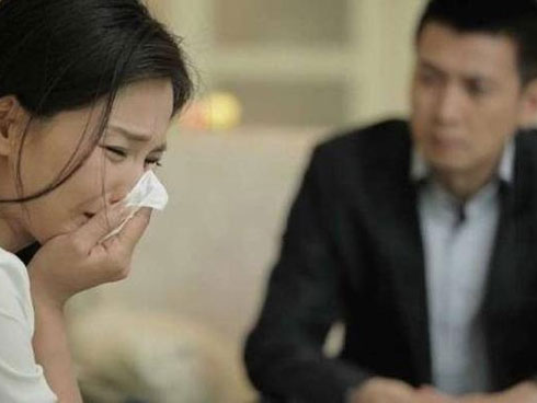 Vật thể lạ con cầm từ phòng cô ô sin khiến vợ giật mình hoảng hốt-2