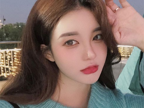 Mụn đầu đen, lỗ chân lông lớn không còn là vấn đề khi bạn biết đến 4 lời khuyên từ bác sĩ da liễu
