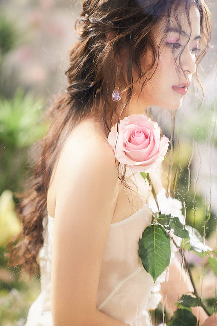 Hoàng Thuỳ Linh hoá nàng tiên hoa ngọt ngào-5