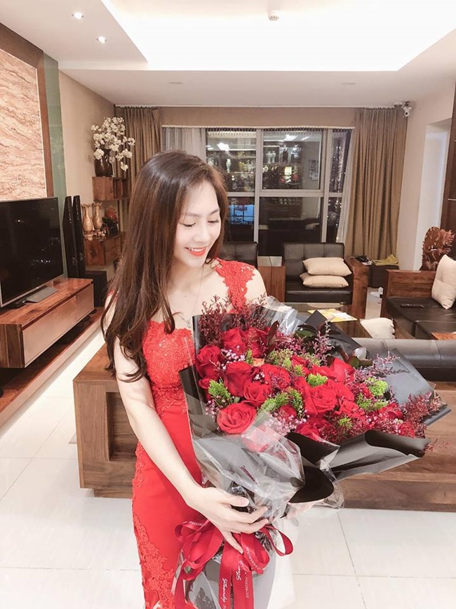 Rời xa ánh hào quang gia nhập hội bỉm sữa, hotgirl làng hài Yến Xôi tận hưởng cuộc sống như RICH MOM-6