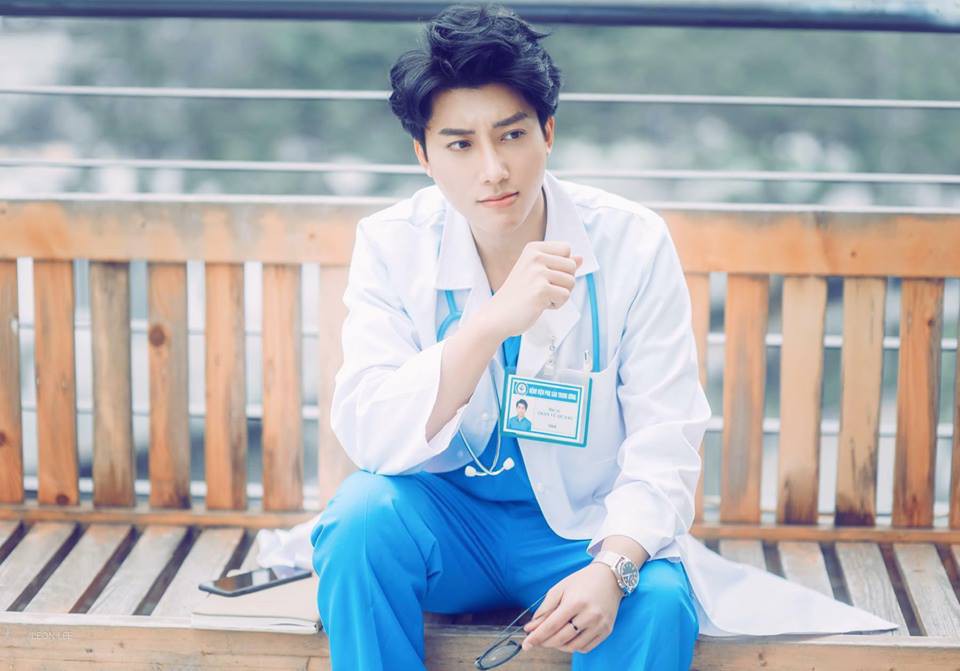 Sinh viên ngành Y Dược hot đến mức độ nào: Kẻ là nam thần chốn bệnh viện, người là hotgirl du học sinh tốt nghiệp GPA 4.0 tại Mỹ-17