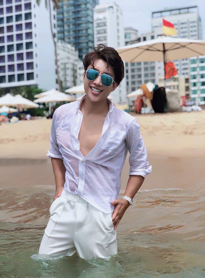 Sinh viên ngành Y Dược hot đến mức độ nào: Kẻ là nam thần chốn bệnh viện, người là hotgirl du học sinh tốt nghiệp GPA 4.0 tại Mỹ-18