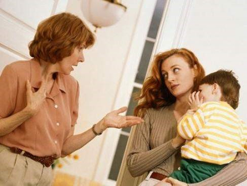 Rơi nước mắt trước lá thư của đứa trẻ gửi cho người mẹ trên thiên đường sau khi bị bố đánh-4