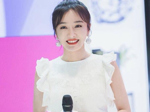 Tần Lam bị bạn thân