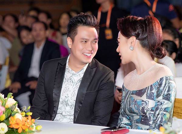 Hậu thẩm mỹ, Phương Oanh Quỳnh Búp bê tự tin khoe sắc bên Việt Anh-8